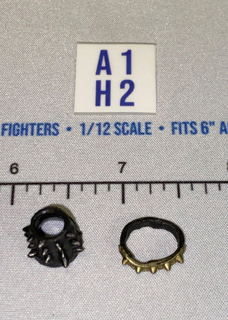 1/12 Scale Spiked Collar and Gaunlet Set - Civilian Medieval - GI Joe Classified