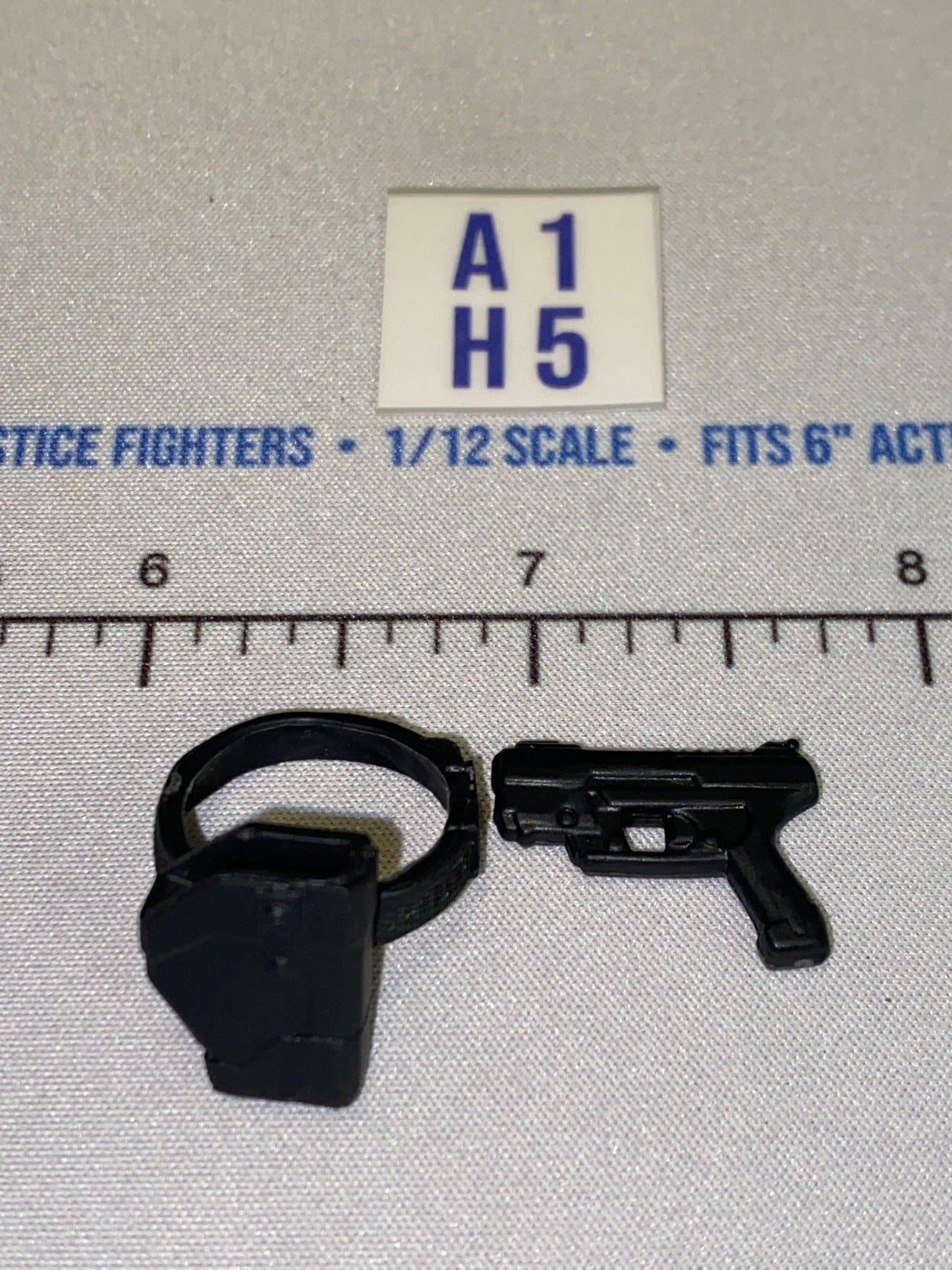 1/12 Scale Modern Era Pistol and Belt Holster Set - GI Joe Classified