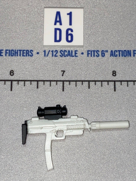 1/12 Scale Modern Era MP-7 Submachine Gun - Valaverse