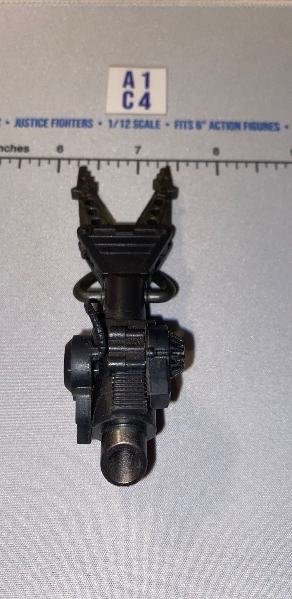 1/12 Scale Modern Era Spreader Tool - Firefighter - GI Joe Classified