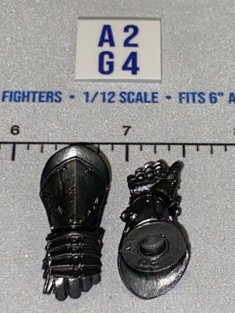 1/12 Scale Fantasy Armored Gauntlet Hands Pair - Four Horsemen - Mythic Legions