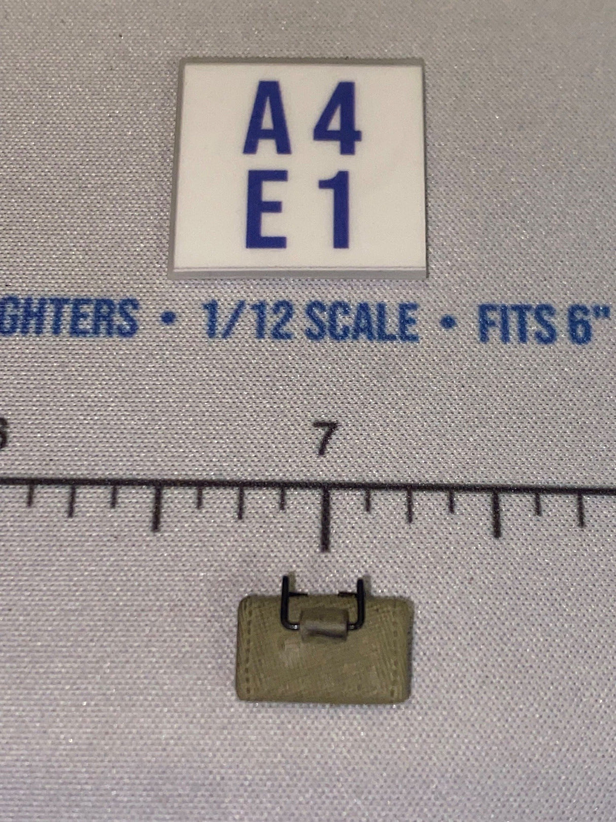 1/12 Scale WWII US First Aid Kit