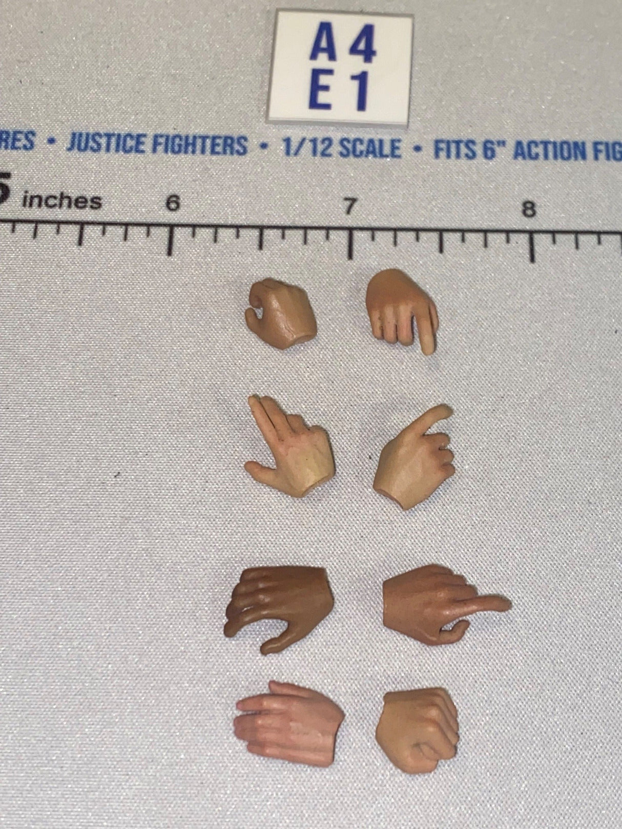 1/12 Scale Hand Set