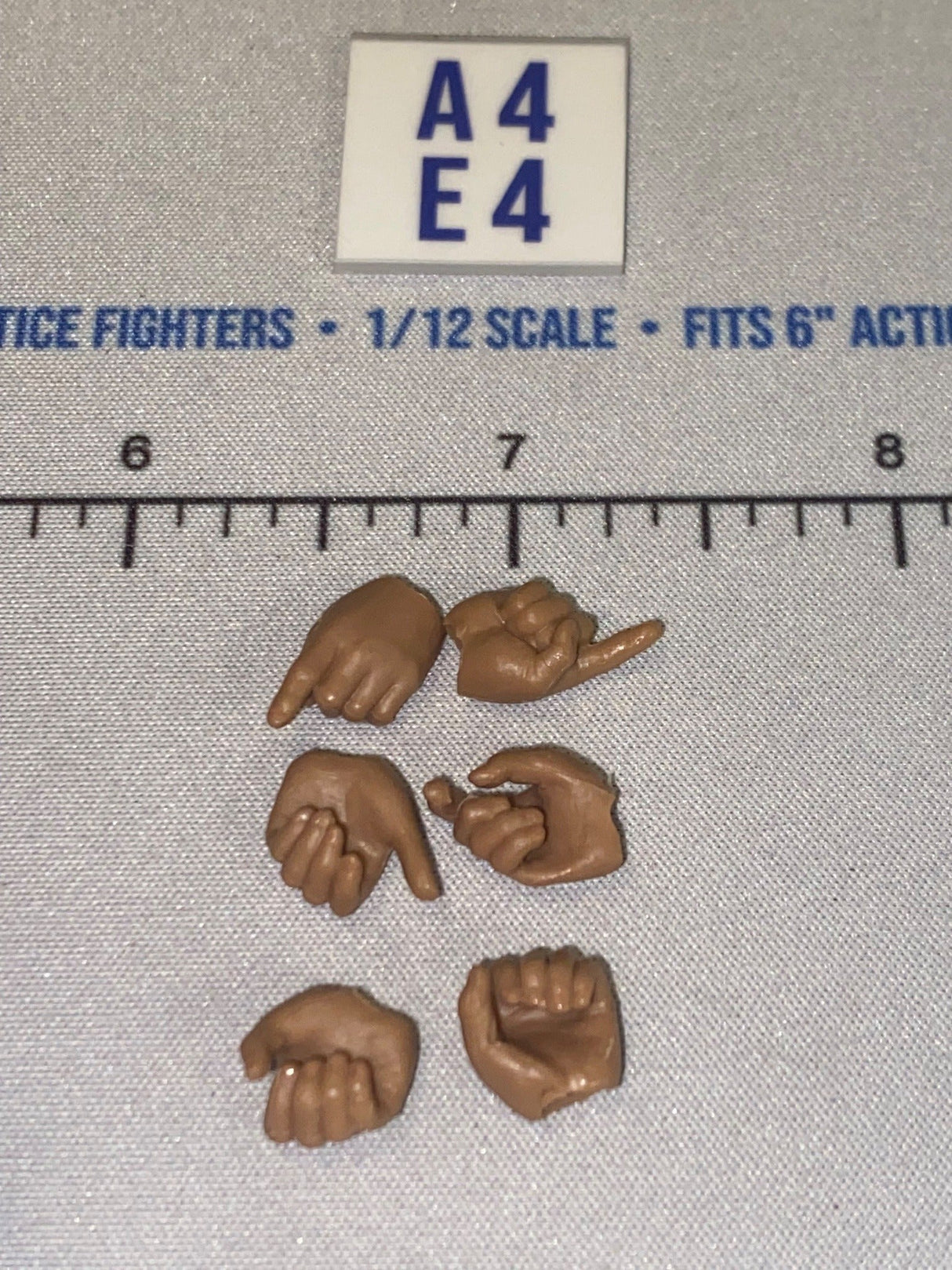 1/12 Scale Hand Set - DID Rommel