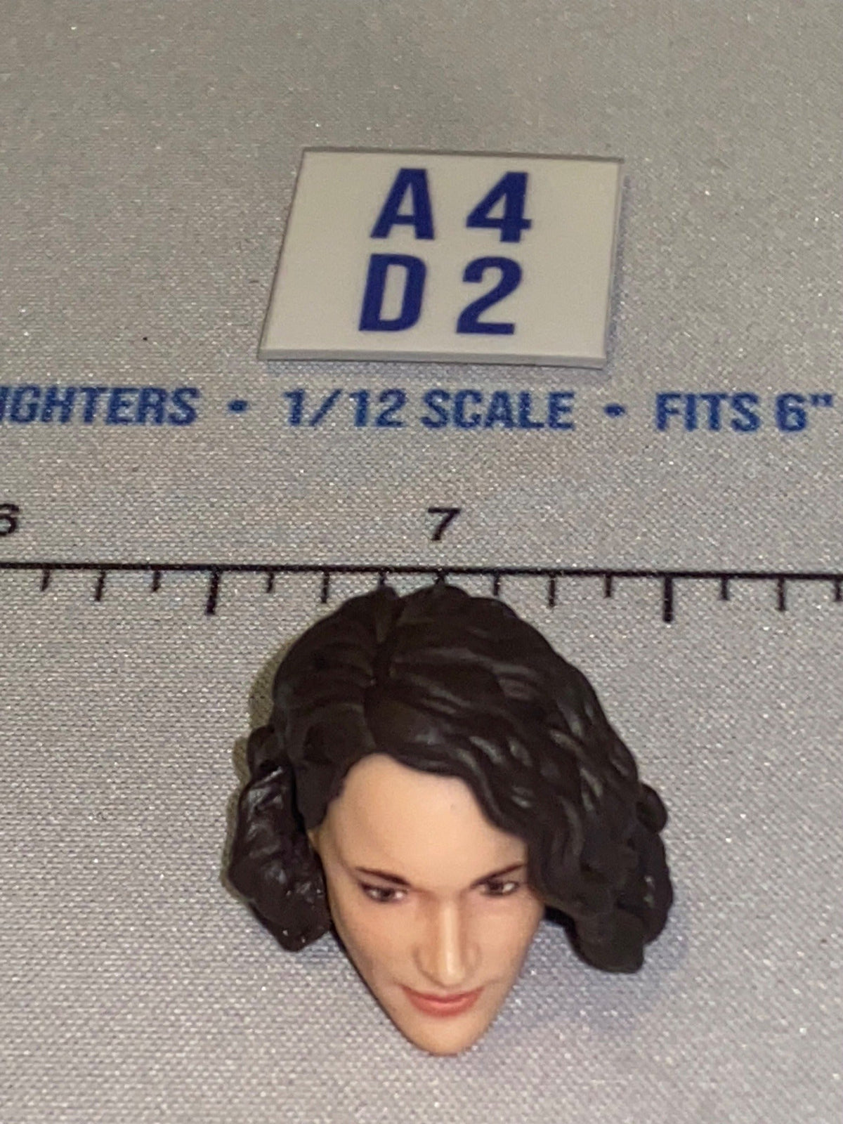 1/12 Scale Female Head Sculpt with Long Dark Hair - Indiana Jones