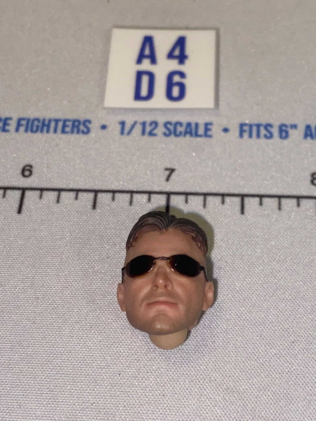 1/12 Scale Modern Male Head Sculpt with Sunglasses