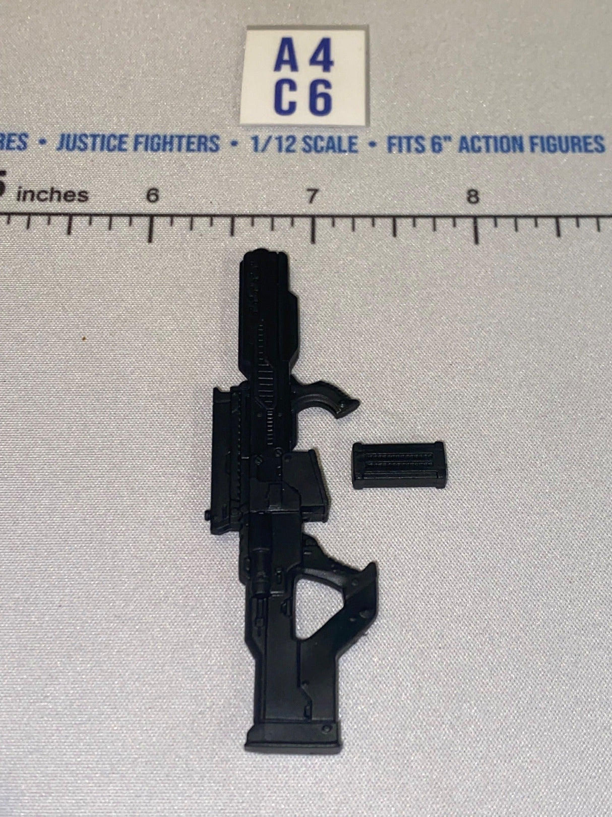 1/12 Scale Science Fiction Futuristic Bullpup Assault Rifle