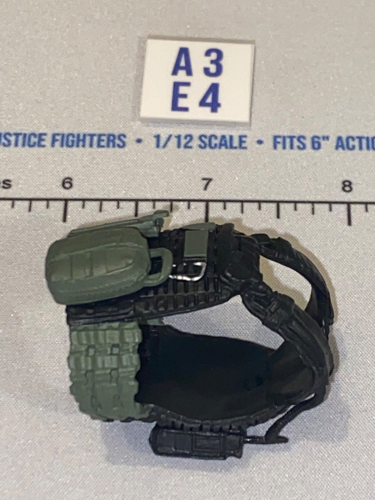 1/12 Scale Modern Era Black and Olive Drab Tactical Body Armor Vest - Valaverse