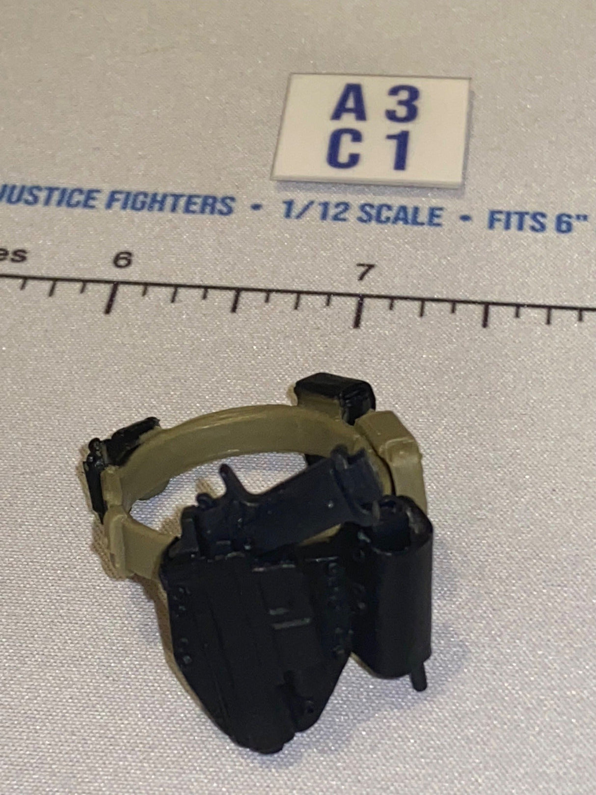 1/12 Scale Modern Era Tan and Black Pistol Holster Belt Set - Valaverse