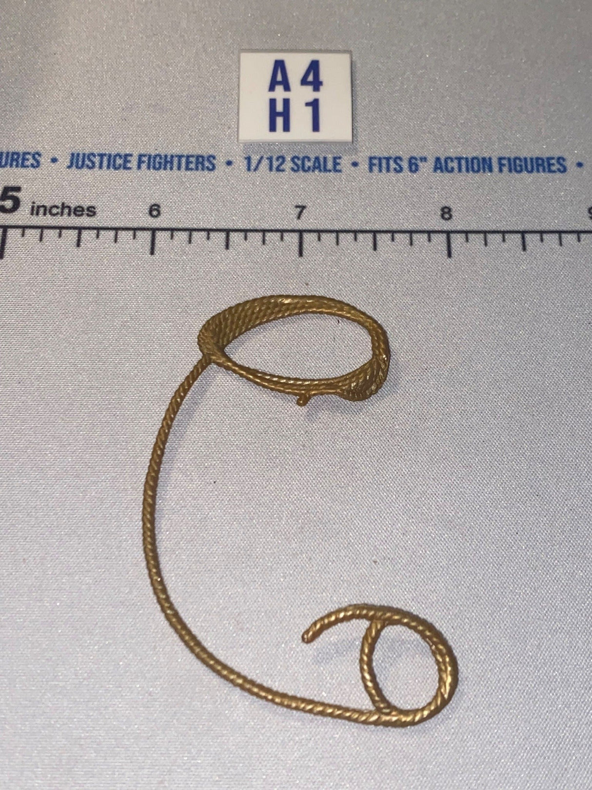 1/12 Scale Wonder Woman Gold/Bronze Lasso - DC Comics