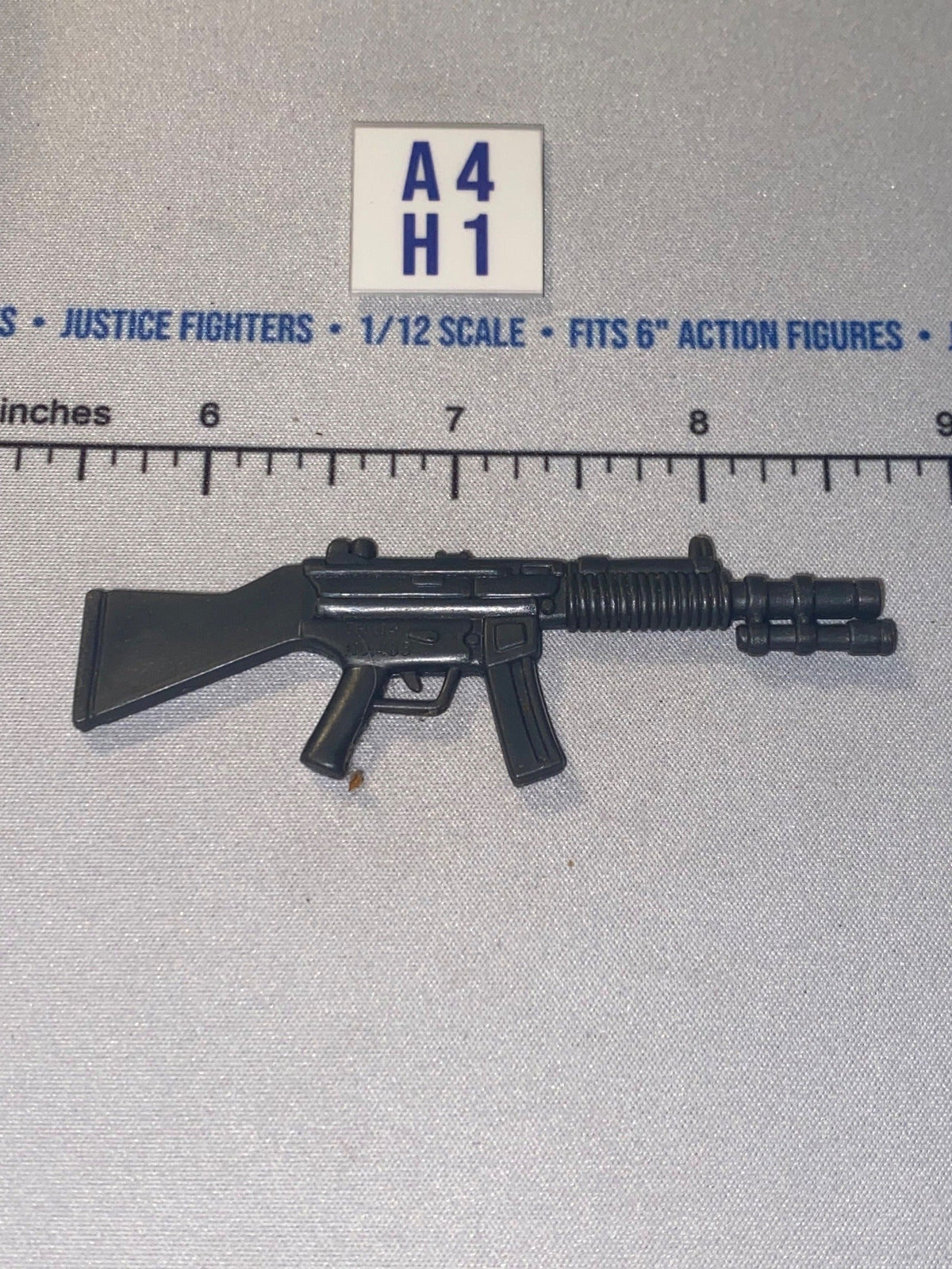 1/12 Scale Modern Era MP-5 Submachine Gun with Suppressor
