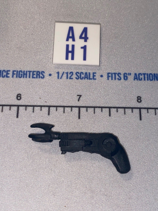1/12 Scale Batman Grappling Pistol with Claw Hook - DC Comics