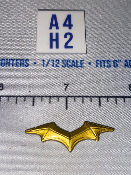 1/12 Scale Batman Batarang - DC Comics - Gold