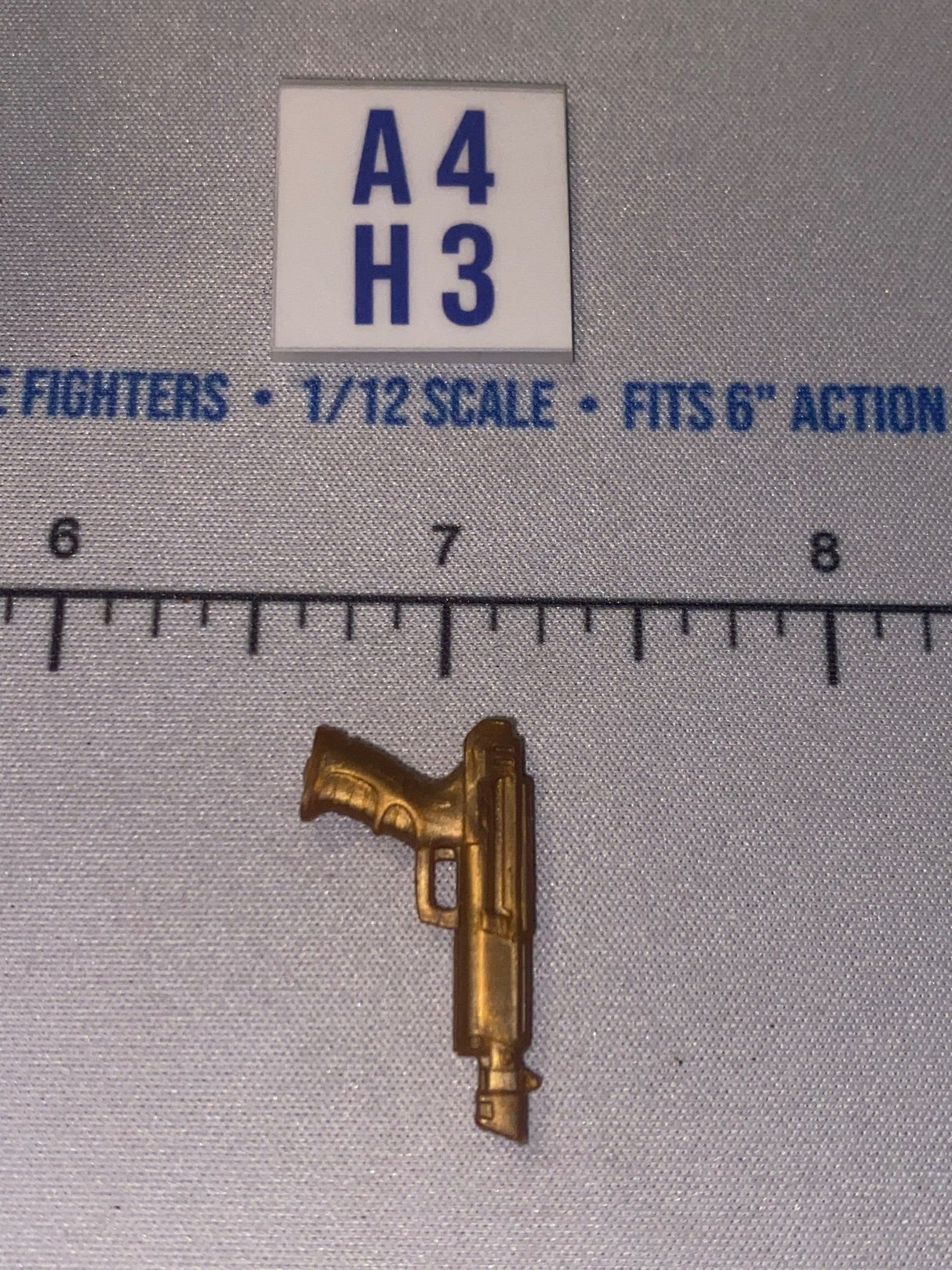 1/12 Scale Science Fiction Style Pistol