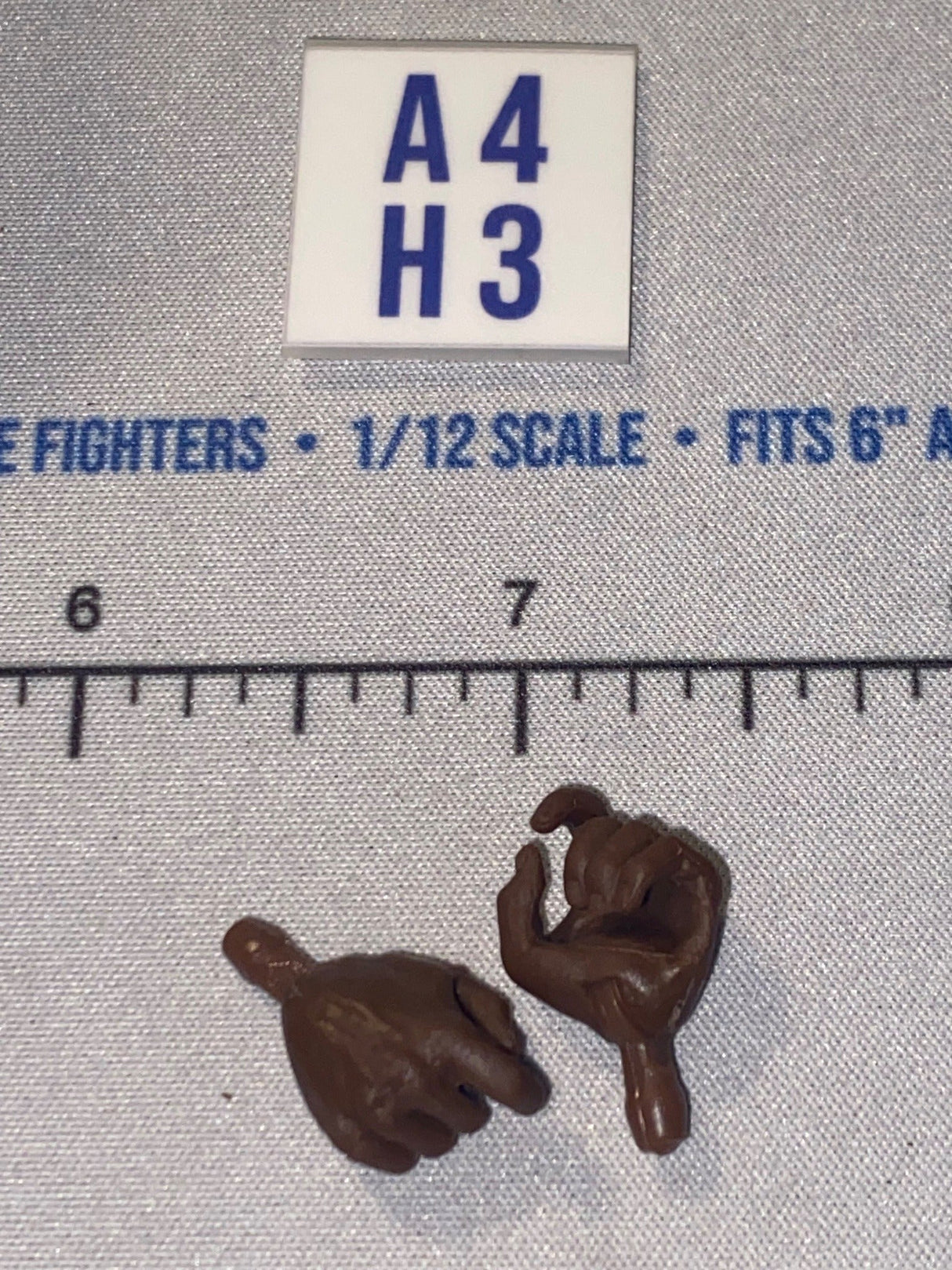 1/12 Scale Male Fist Hands with Trigger Finger Set - African American
