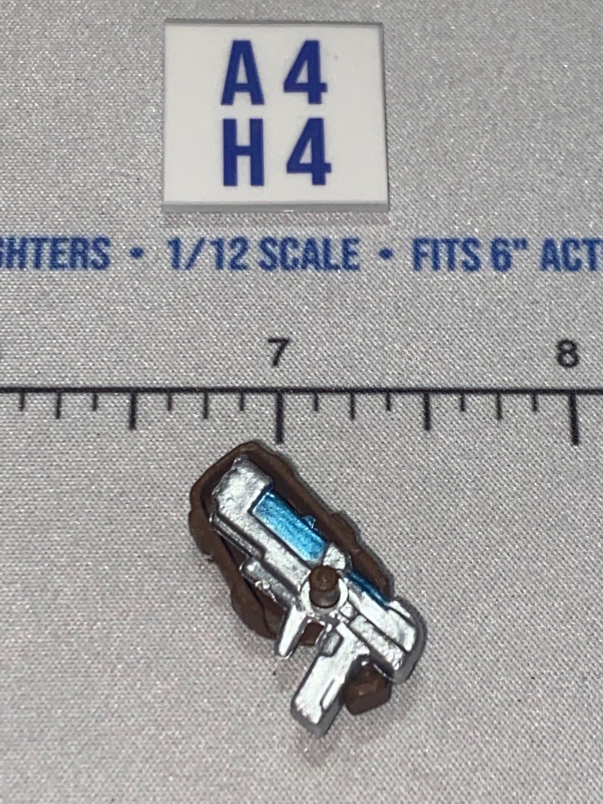 1-12 Scale Modern Pistol and Holster
