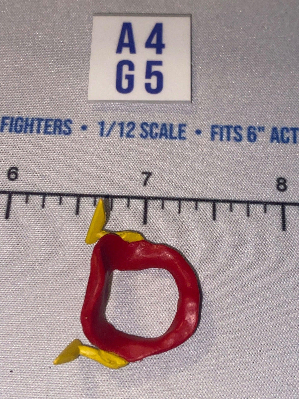 1/12 Scale The Flash Collar Accessory - DC Comics