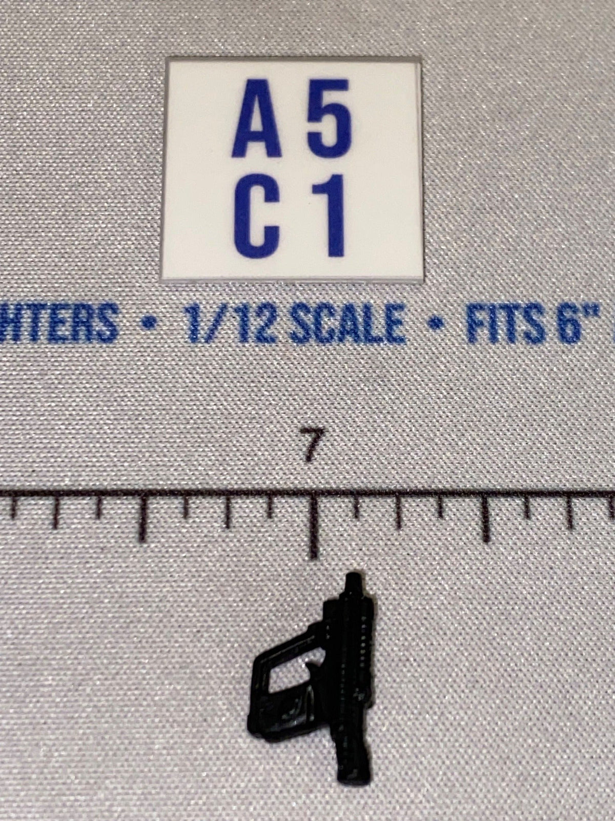 1/12 Scale Imperial Blaster Pistol - Star Wars Black Series