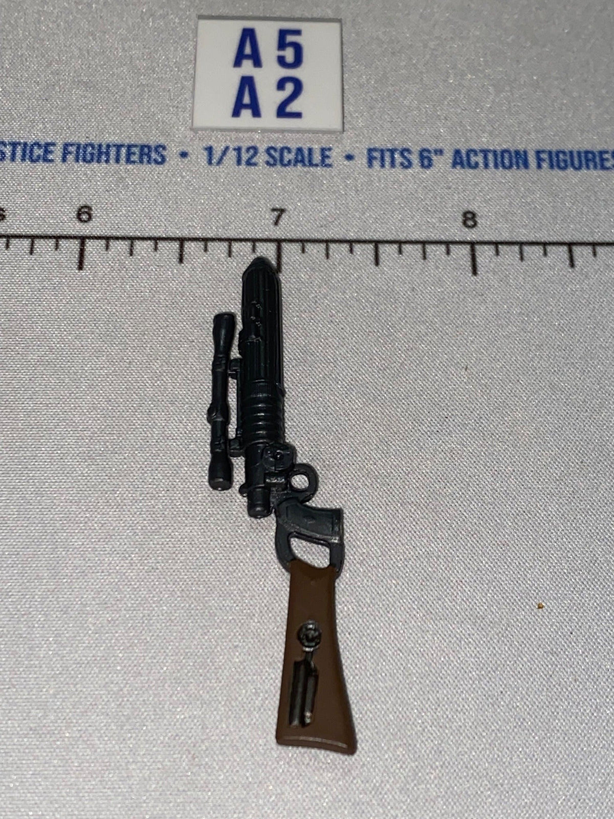 1/12 Scale Science Fiction Blaster Rifle with Scope - Star Wars Black Series