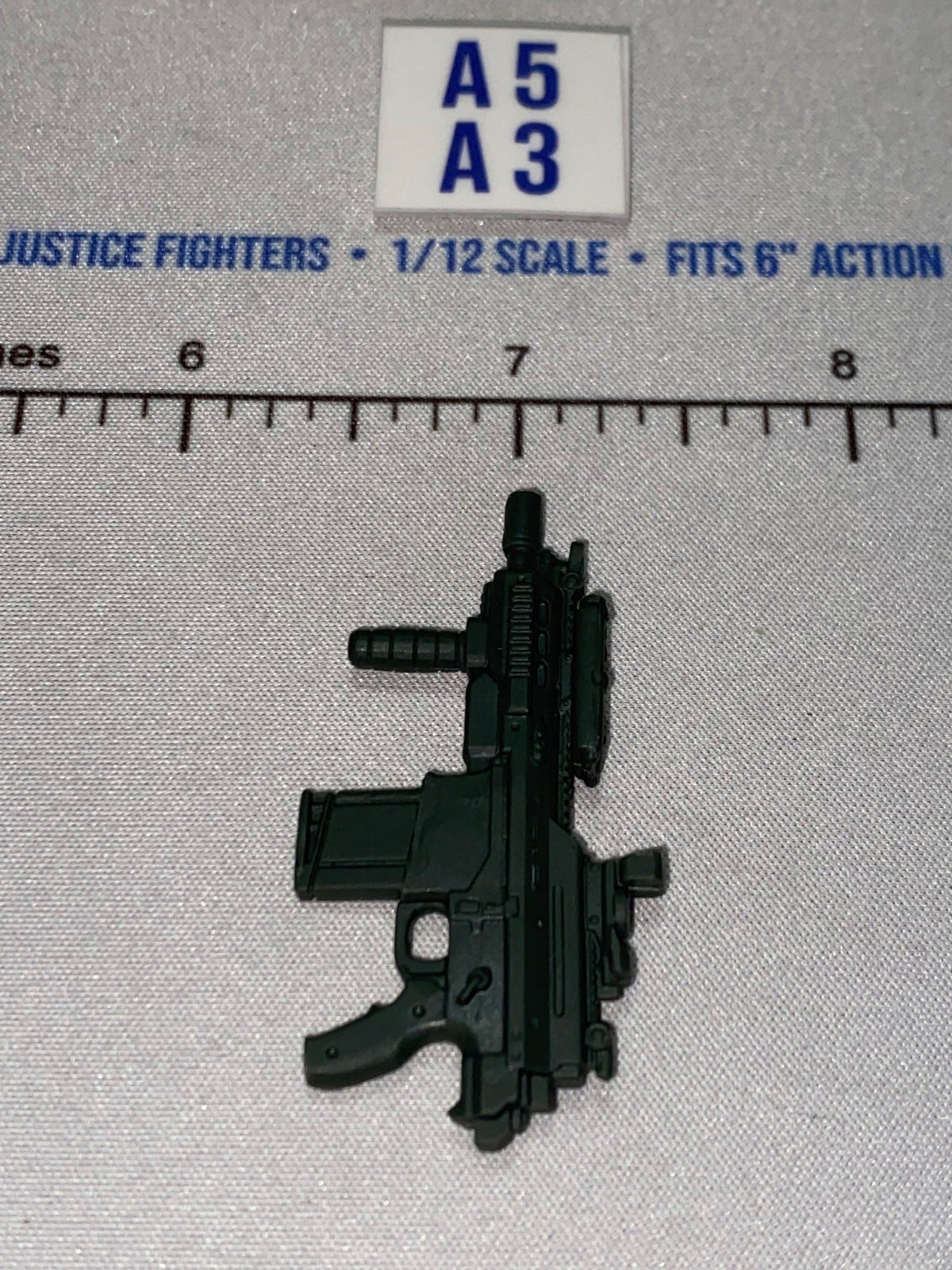 1/12 Scale Modern Era Tactical Submachine Gun with Optic and Foregrip
