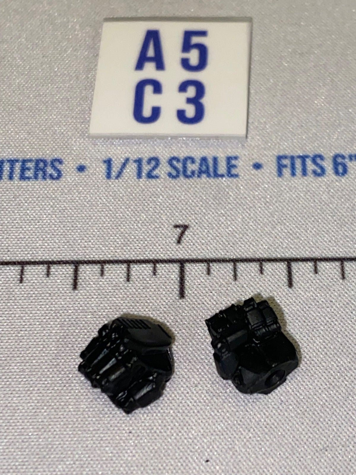 1/12 Scale Dark Trooper Robot Fist Hands - Star Wars Black Series