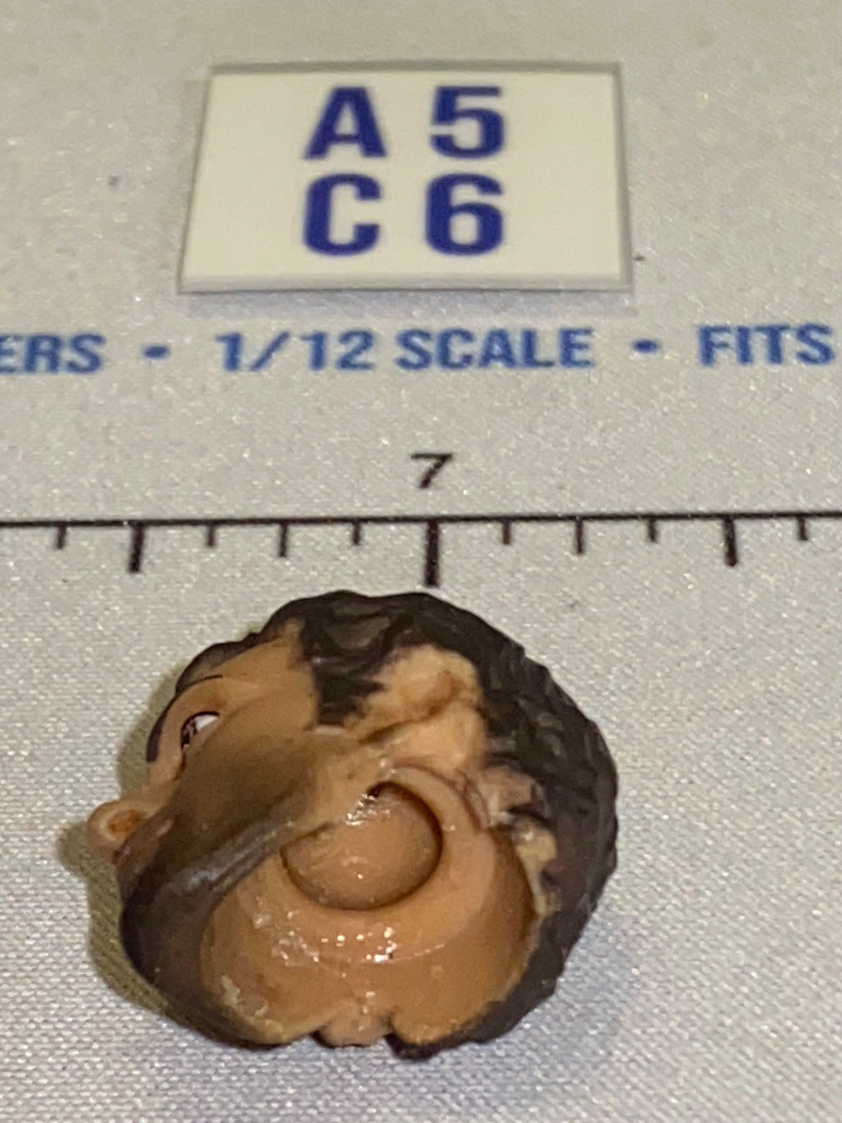1/12 Scale Male Head Sculpt with Dark Hair - Stubbled - Star Wars Black Series