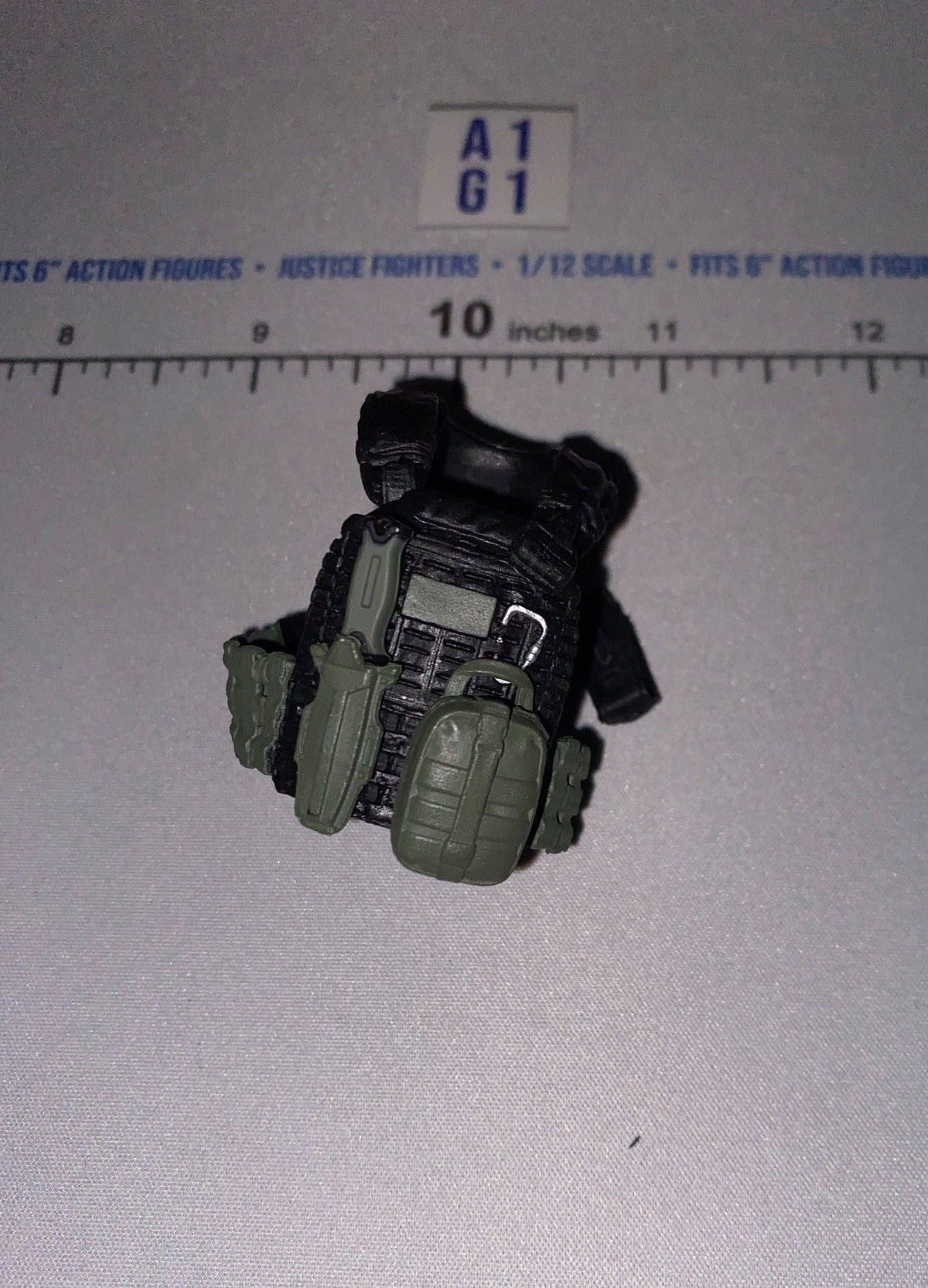 1/12 Scale Valaverse Modern Era Black Tactical Plate Carrier Vest with Ammunition Pouches and Grenades
