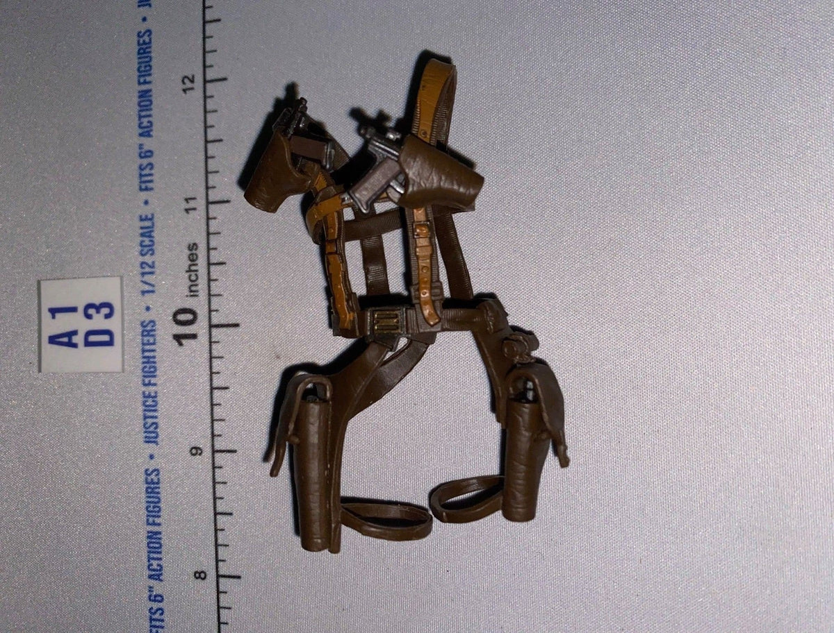 1/12 Scale Four Blaster Pistols and Holster Rig - Star Wars Black Series