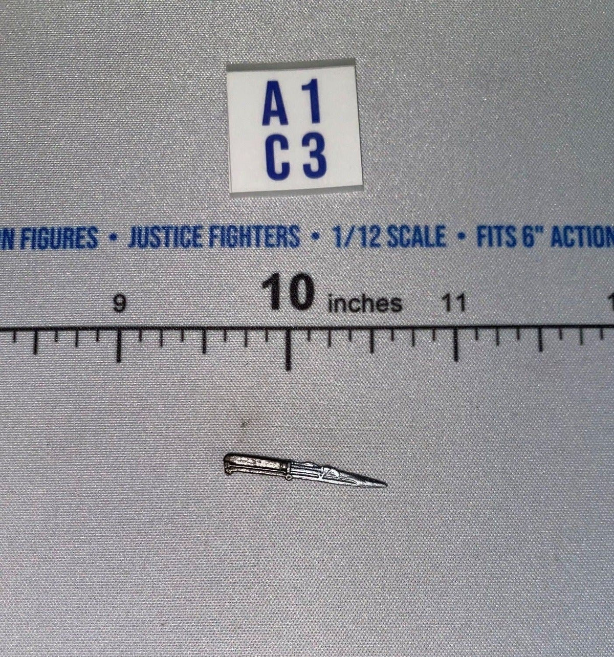 1/12 Medieval Modern Scale Knife / Dagger
