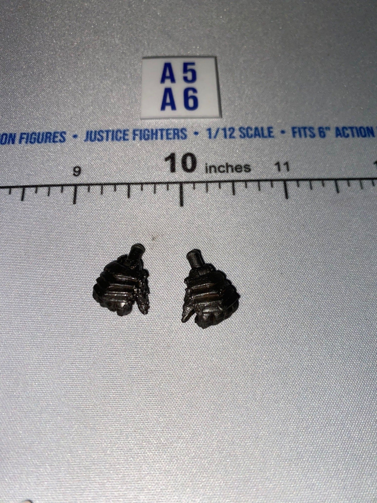 1/12 Scale Medieval Fantasy Armored Hands - Four Horsemen - Mythic Legions
