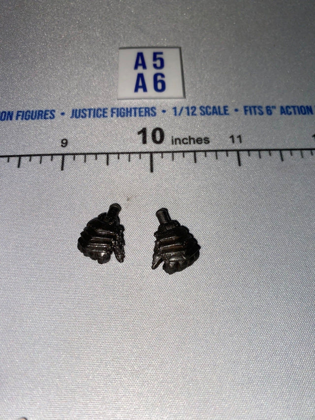 1/12 Scale Medieval Fantasy Armored Hands - Four Horsemen - Mythic Legions