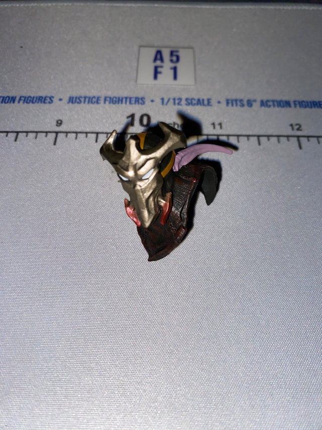 1/12 Scale Fantasy Villain Armored Head Sculpt with Horns