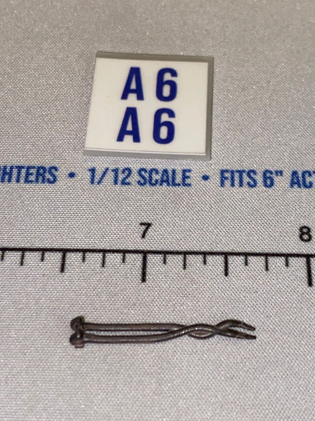 1/12 Scale Medieval Western Blacksmith Pliers Tool