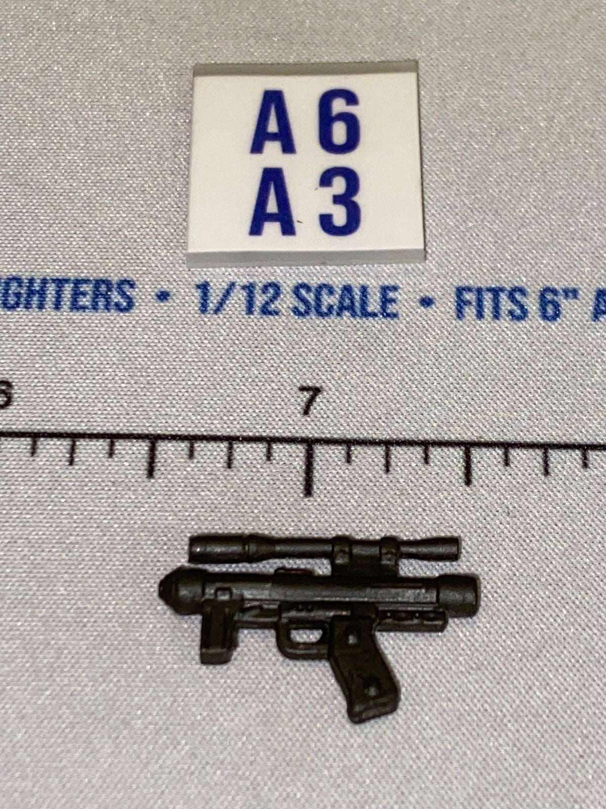 1/12 Scale Star Wars Science Fiction Blaster Pistol - Black Series