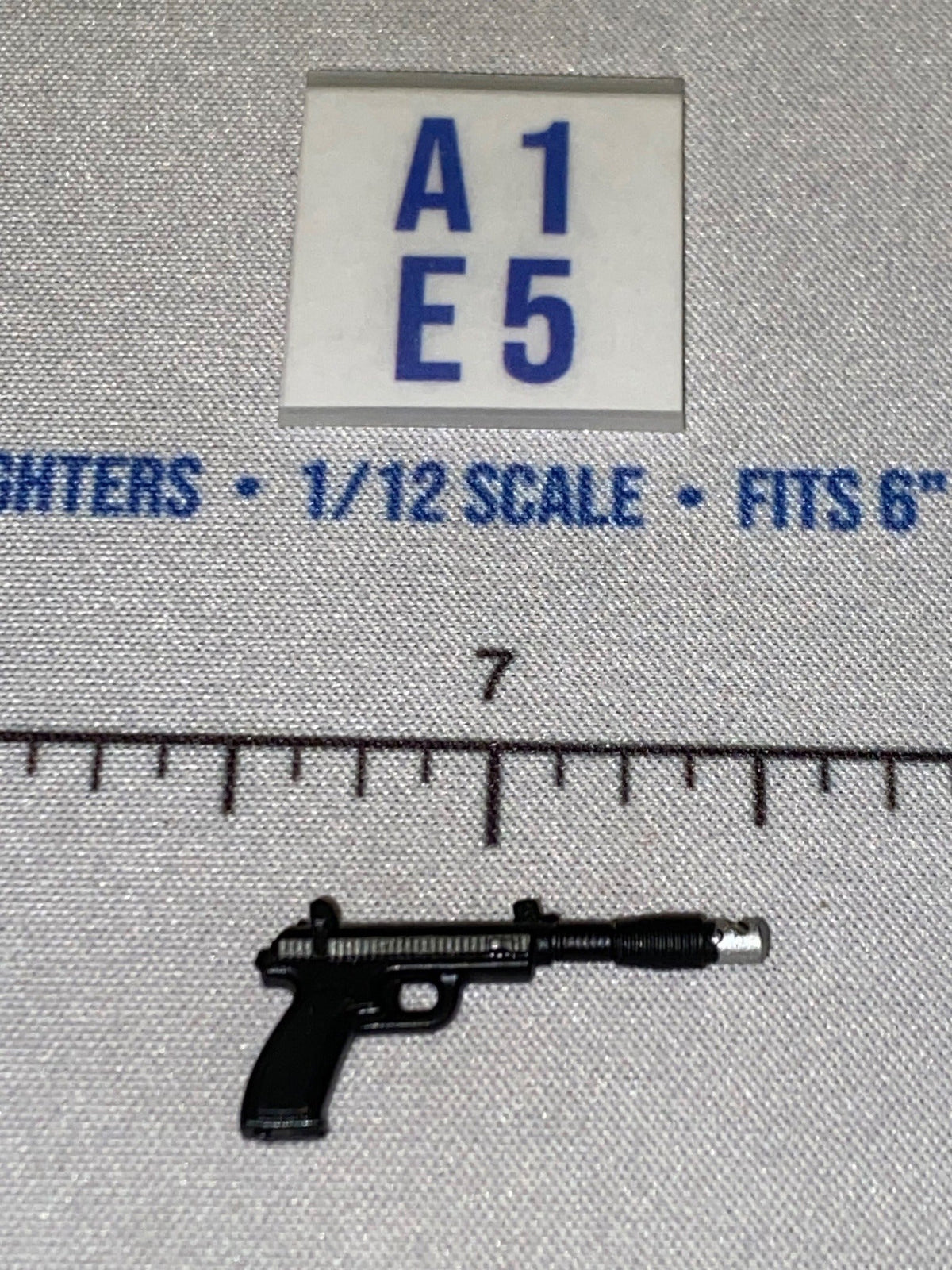 1/12 Scale Blaster Pistol - Black/Silver - Star Wars Black Series