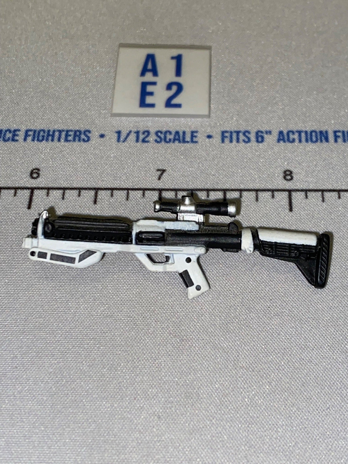 1/12 Scale First Order Stormtrooper Blaster Rifle with Scope - White and Black