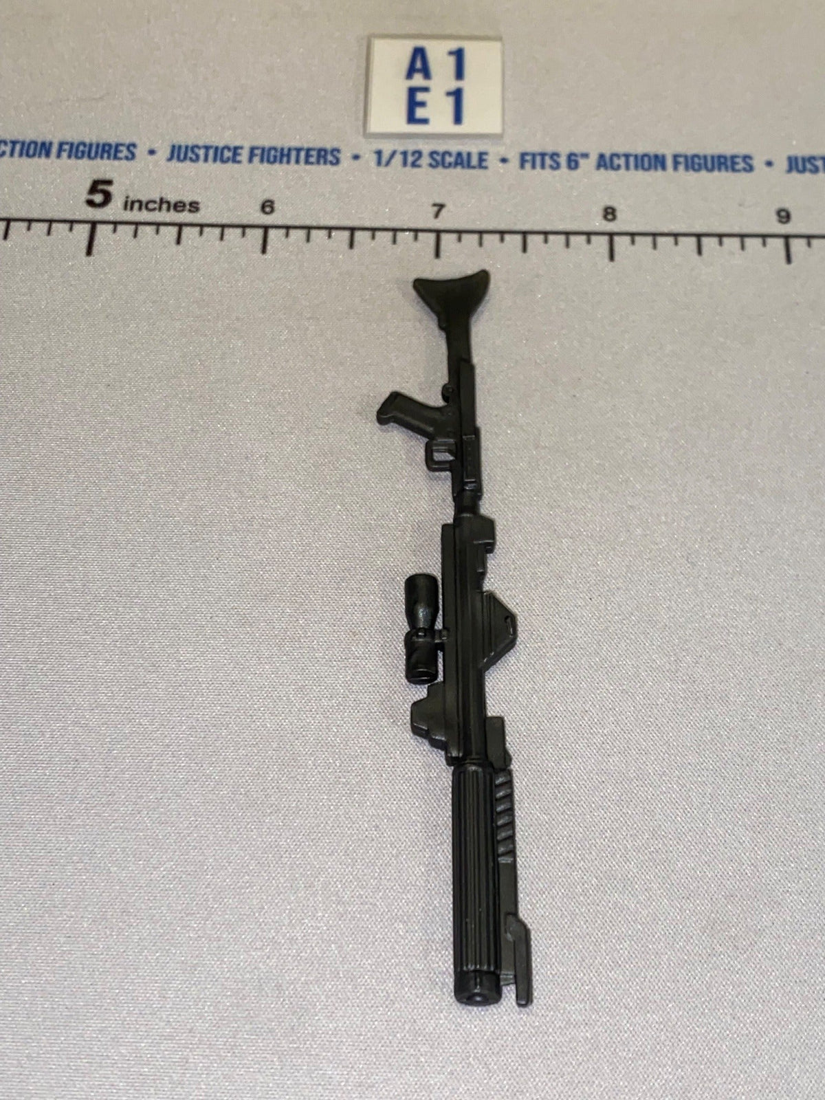 1/12 Scale Clone Trooper Blaster Rifle - Star Wars Black Series
