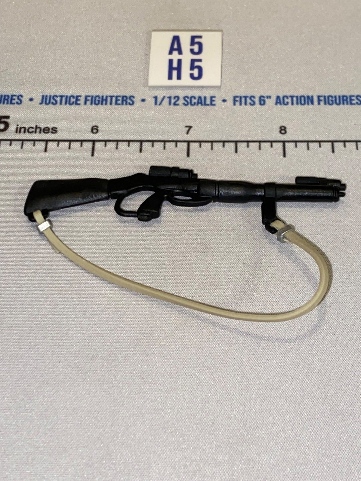 1/12 Scale Star Wars Blaster Rifle with Sling - Star Wars Black Series