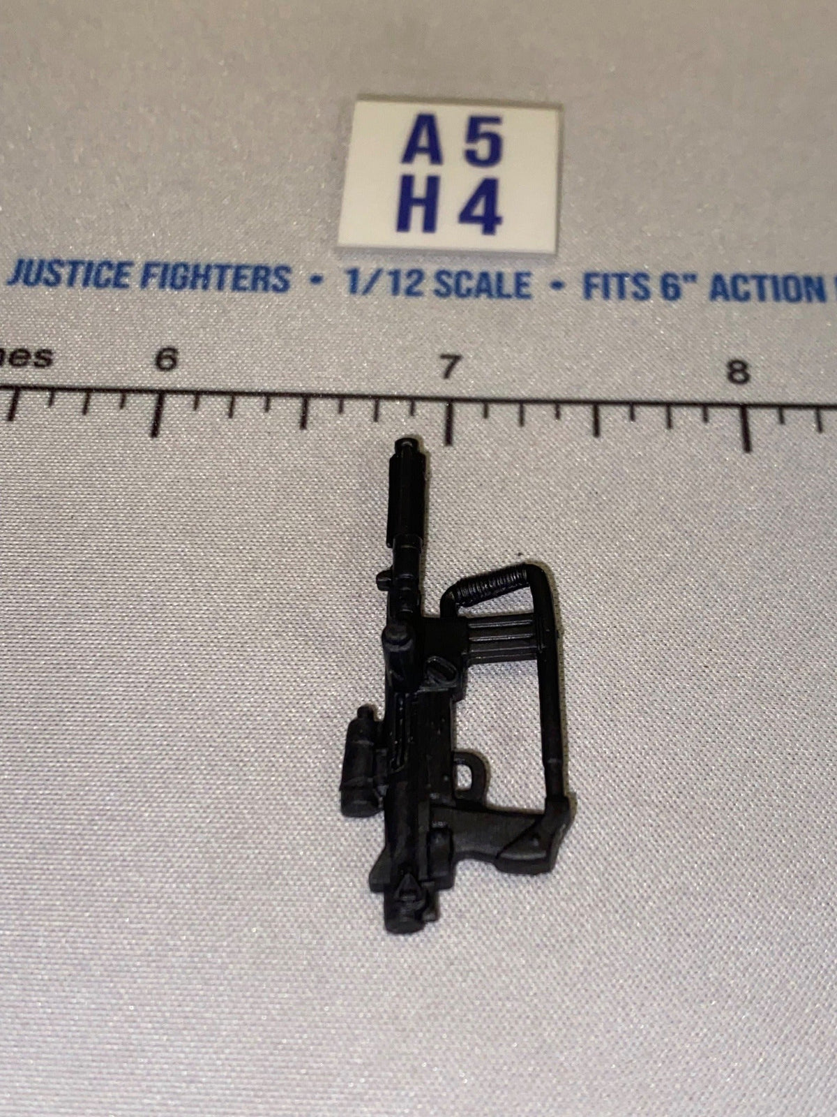1/12 Scale Science Fiction Blaster Rifle - - Star Wars Black Series