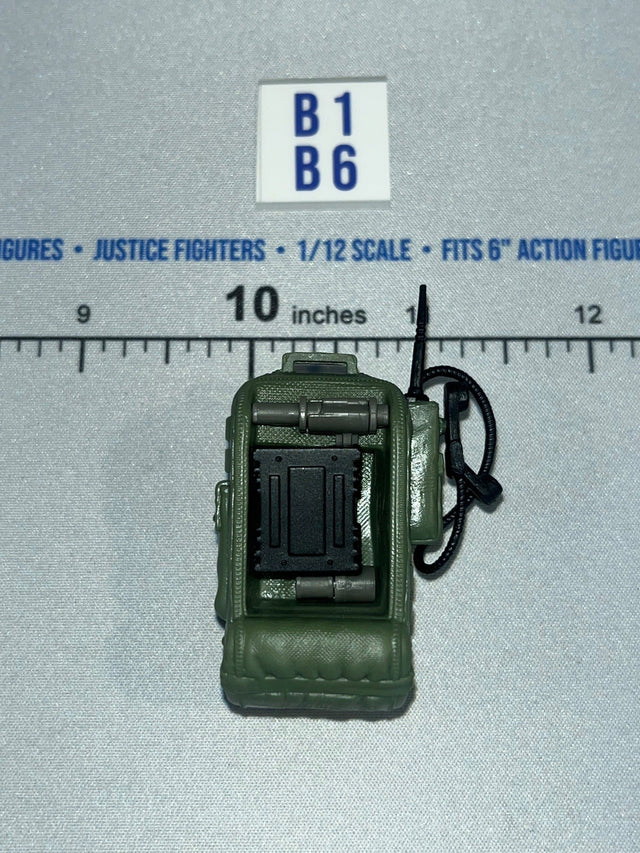 1/12 Scale Modern Era Tactical Satellite Radio Backpack - Green - Valaverse