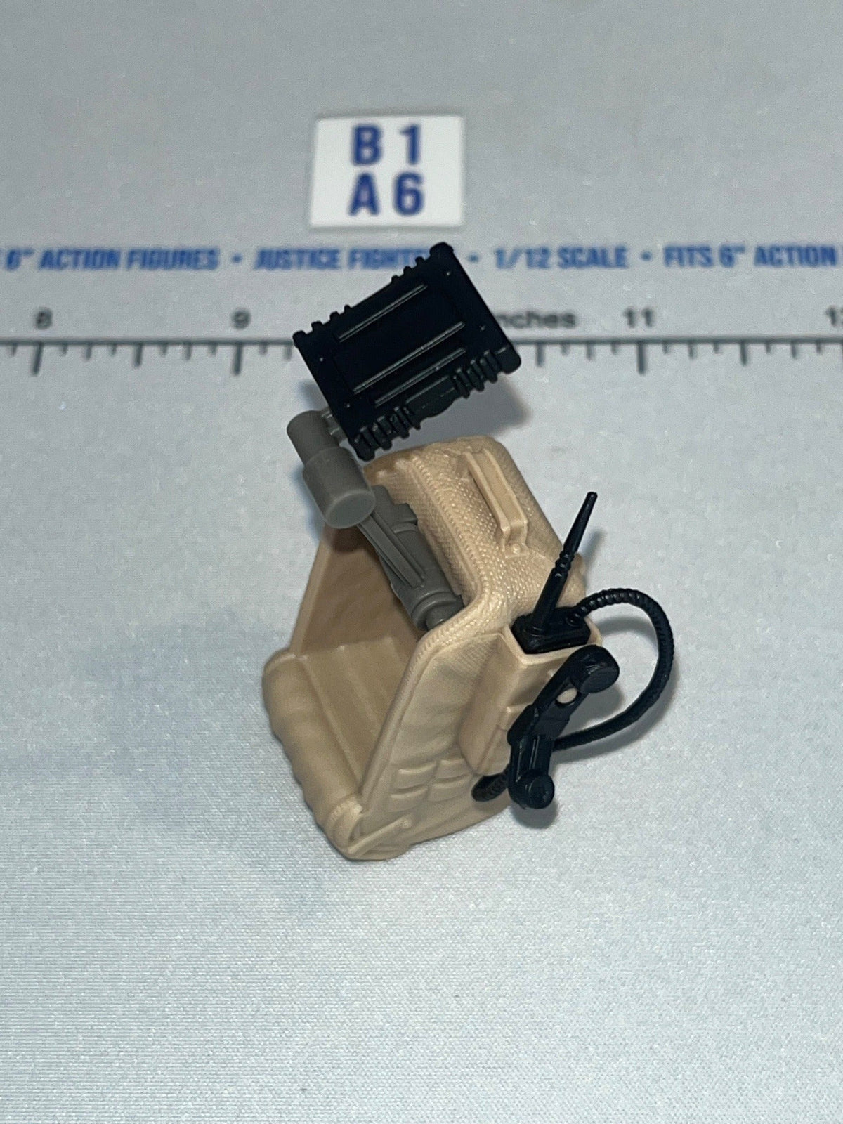 1/12 Scale Modern Era Tactical Satellite Radio Backpack - Valaverse
