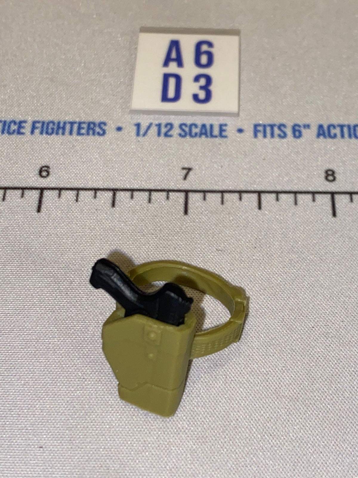 1/12 Scale Modern Era Leg Holster with Pistol - Valaverse