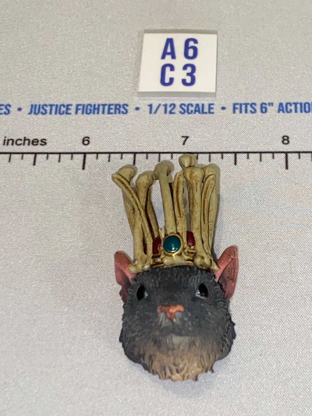 1/12 Scale Rat with Bone Crown Head Sculpt - Four Horsemen - Mythic Legions