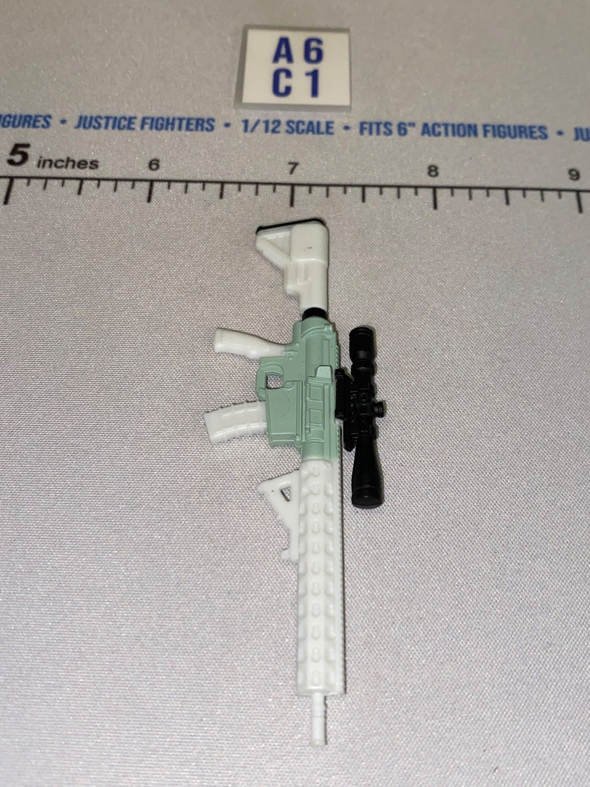 1/12 Scale Modern Era Assault Rifle with Scope - Arctic - Valaverse