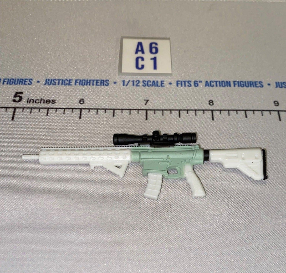 1/12 Scale Modern Era Assault Rifle with Scope - Arctic - Valaverse