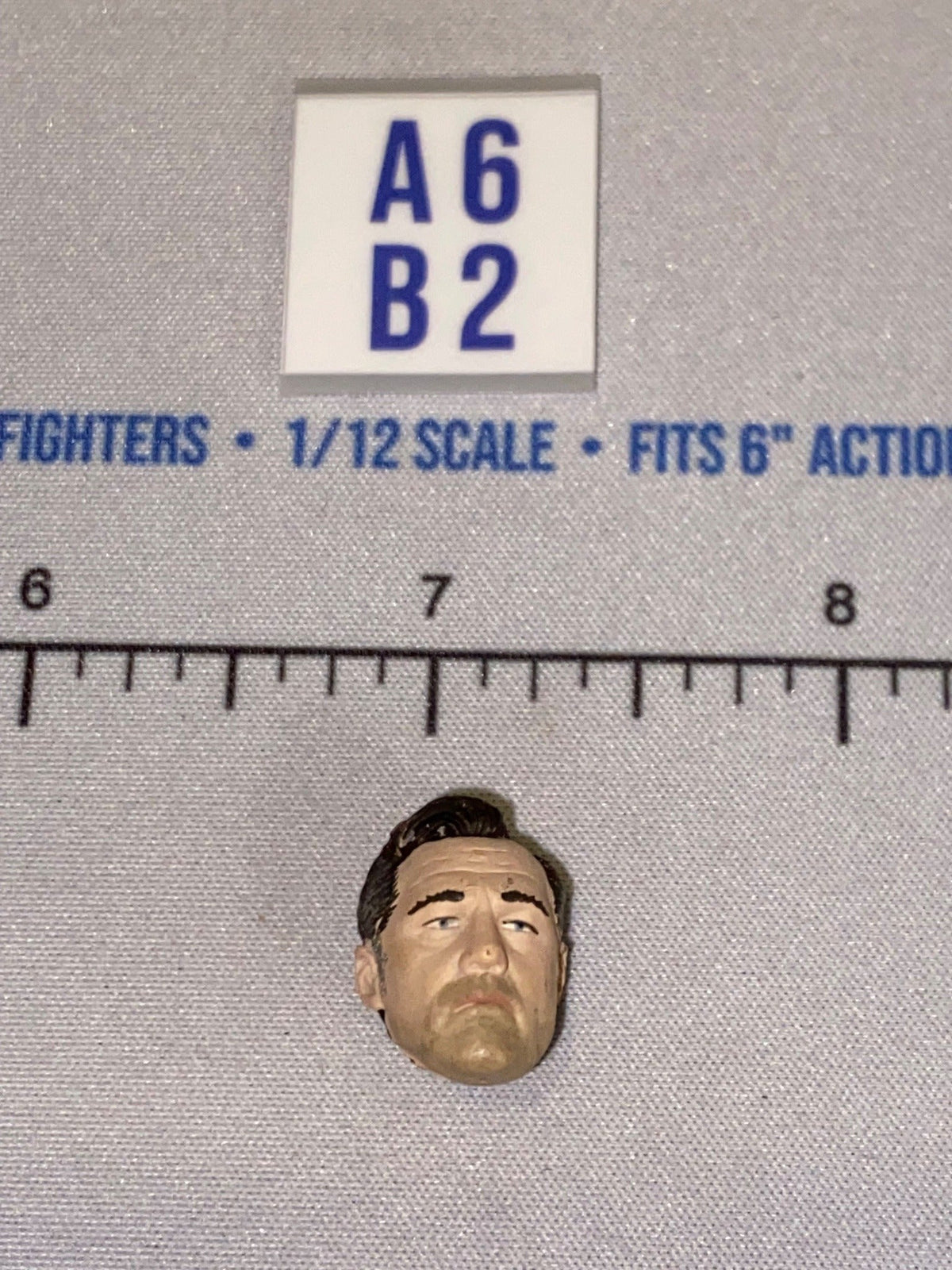 1/12 Scale Male Head Sculpt with Short Dark Hair and Stubble - Parted Right