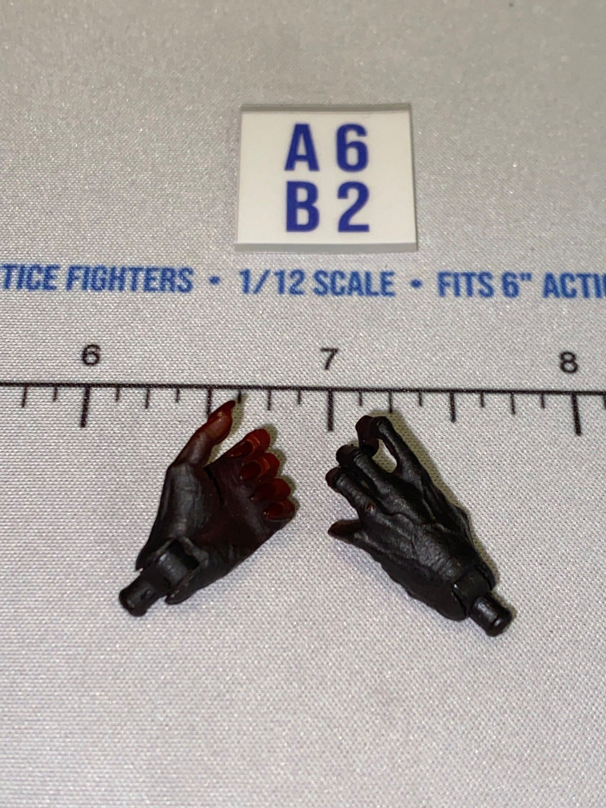 1/12 Scale Fantasy Demon Clawed Hands Set