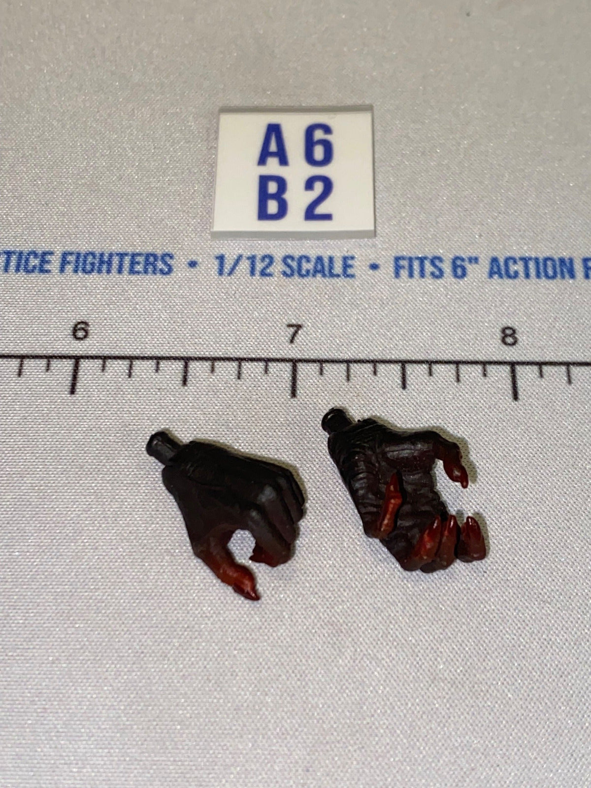 1/12 Scale Fantasy Demon Clawed Hands Set
