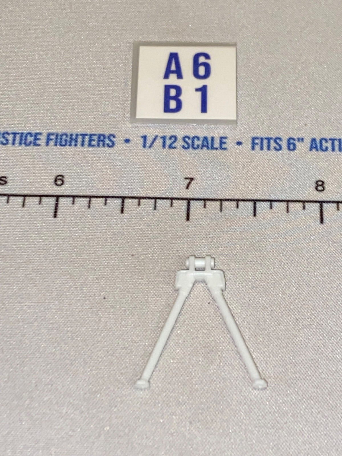 1/12 Scale Modern Era Rifle Bipod - Valaverse