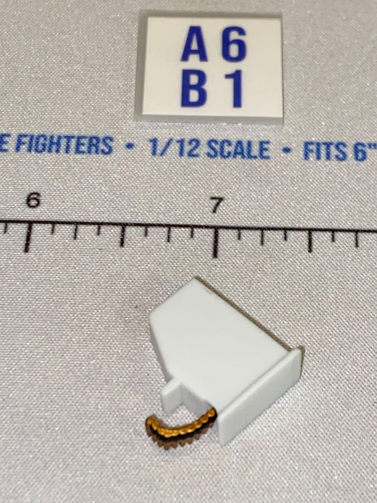 1/12 Scale Modern Era SAW Ammunition Box - Valaverse